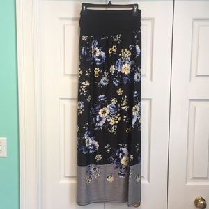 New directions skirt size large
